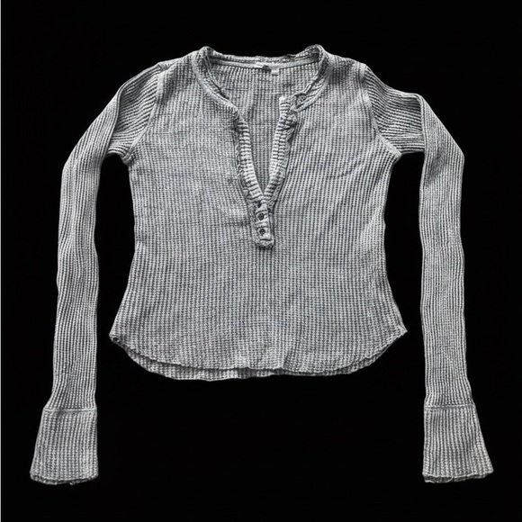 Free People Gray Women's ribbed thermal long sleeve, size xs - Picture 3 of 4
